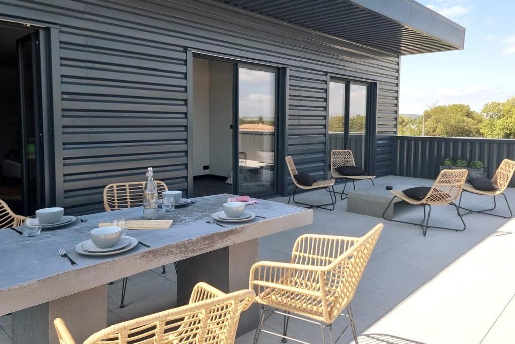Saint Remy De Provence Roof Top Avec Jacuzzi Exterior photo